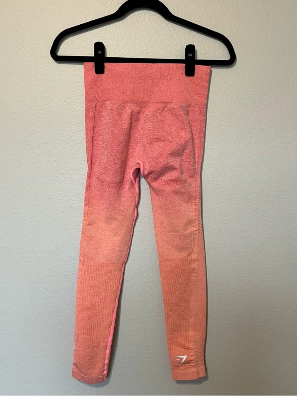 Gymshark Coral Pink Ombre Seamless Leggings - Picture 6 of 8
